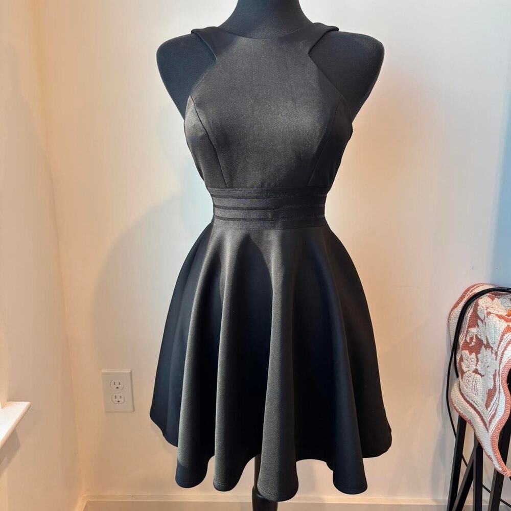 City Studio Teenage Juniors Black Sleeveless Dress with Mesh Stripes Sz 1